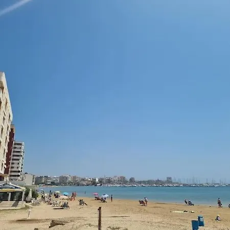 By The Sea With A Terrace Lägenhet Torrevieja